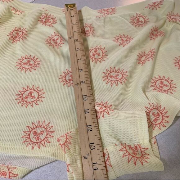 AMERICAN EAGLE OUTFITTERS Thermal Pajama Shorts Women XL Yellow Orange Sun. - Picture 9 of 9